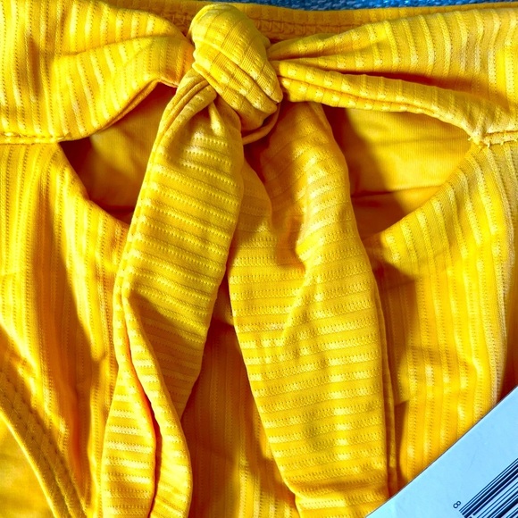 🤩NEW BIKINI - YMI underwire bra bikini top and cheeky bottom & ribbed - Picture 9 of 11